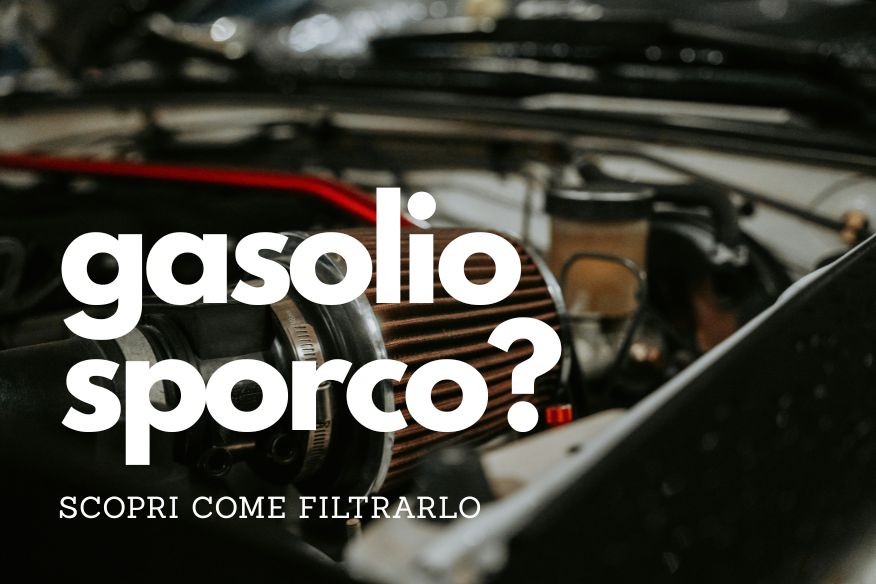 Descrizione chiara e naturale che spiega il contenuto visivo (il filtro) e collega semanticamente l’immagine al tema “filtrazione gasolio